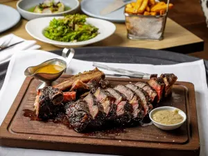 21 Days Bar & Brasserie