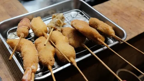 串かつだるま 新世界総本店 in 大阪