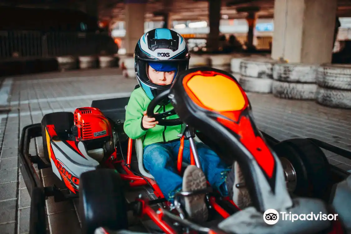 Hotel dekat Track Karting Le Mans Stadium Wroclaw