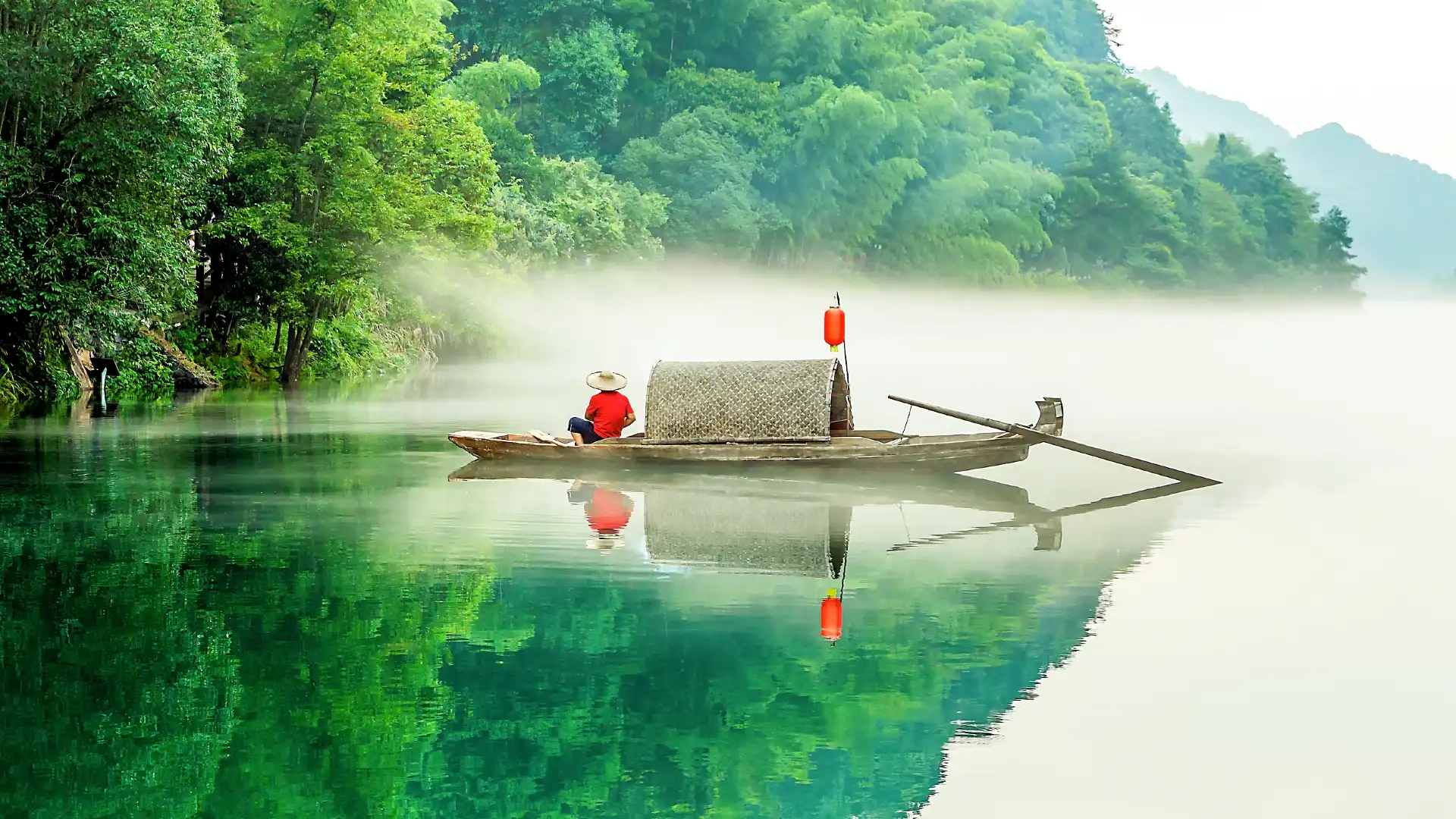 Hotels near Dongjiang Lake