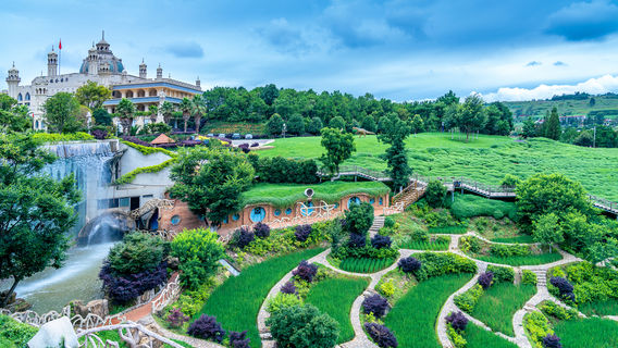 Fenglong Bay International Tourism Resort