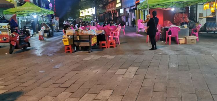 香飘飘煲仔饭(金阳店)