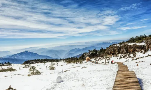 Sedan Chair Snow Mountain Tourism Zone