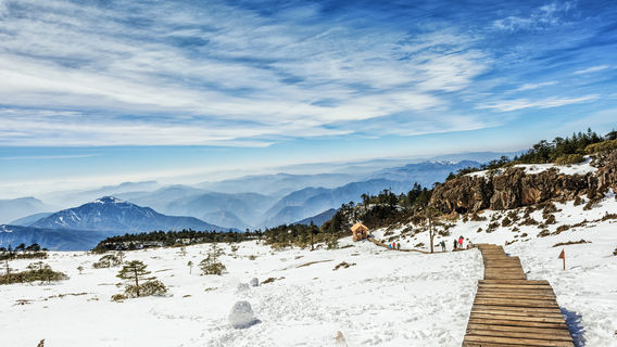Sedan Chair Snow Mountain Tourism Zone