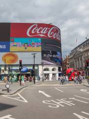 Piccadilly Circus