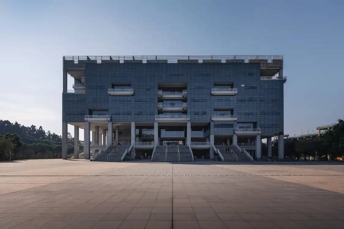 Hotels near Guangdong University of Technology Library (Nonglin Down Road)