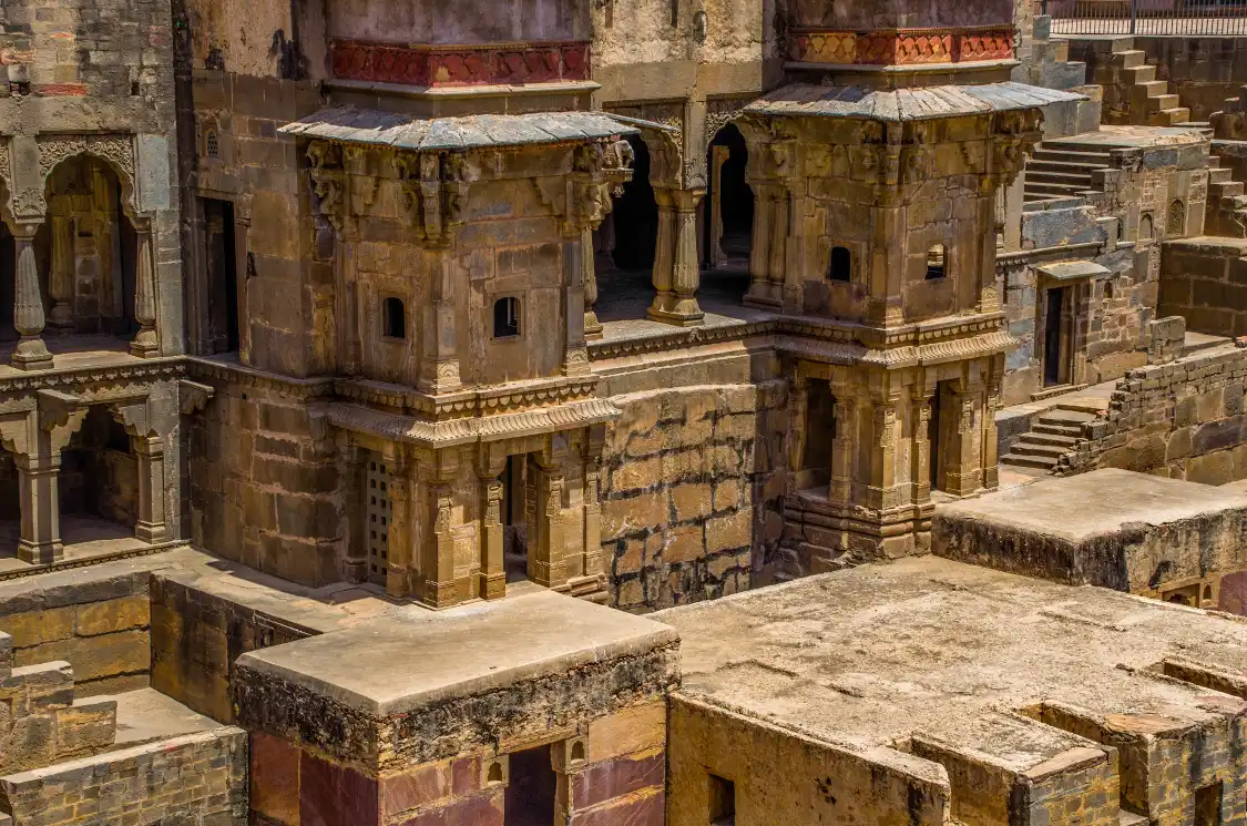 Các khách sạn gần Chand Baoli Step Well