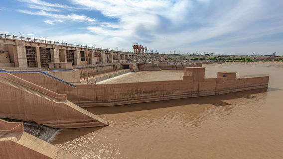 Qingtongxia Tourist Area