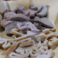 ZhenRu Mutton Guan 여행 사진