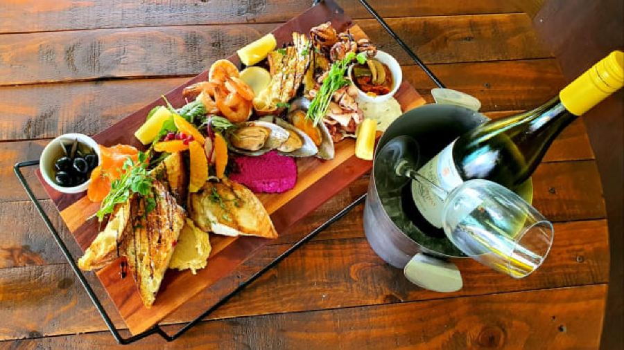 Bay Bay's on Scarborough