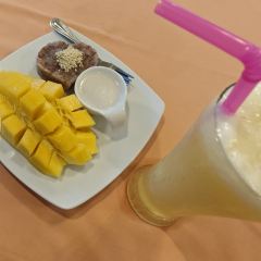 Raya Restaurant User Photo