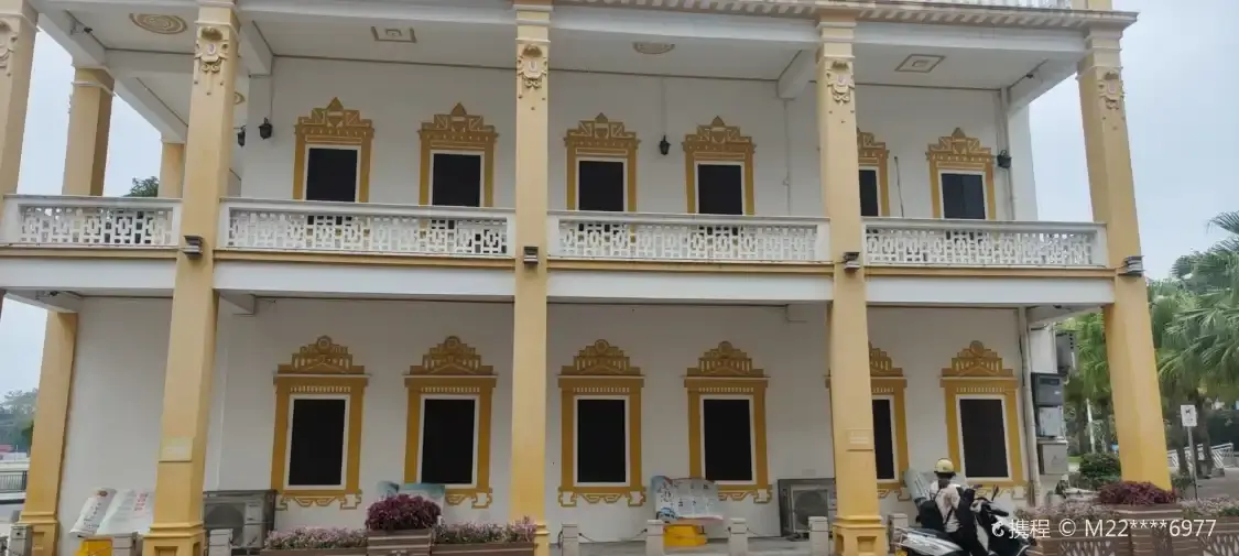 Hotels near Enping Museum