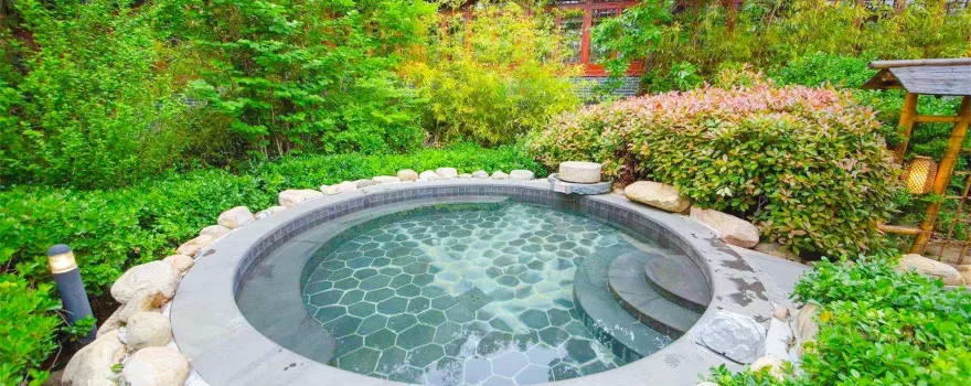Mengshan Kanggu Hot Spring