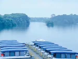 Longshui Lake Tourist Resort