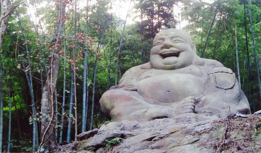 Hotels near Shenwu Mountain
