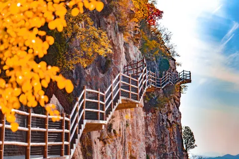 Qingtong Mountain Grand Canyon