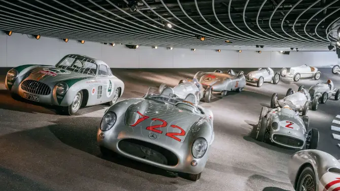5_Mercedes-Benz Museum
