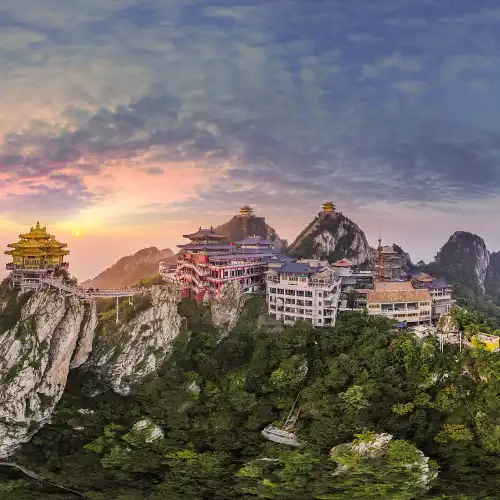 Popular Ski Resorts Near Luanchuan