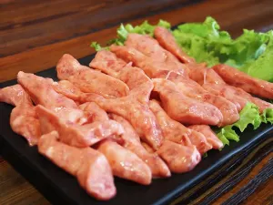 MING DONG KAO ROU GUAN