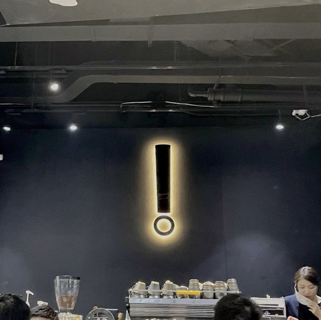 BlackCoffee｜全黑型格café