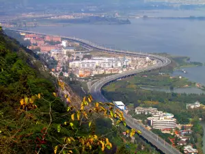 雲南的 50 大夜間人氣景點