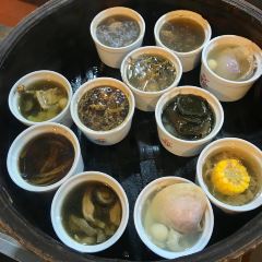 XUE JUN SHENG JI User Photo