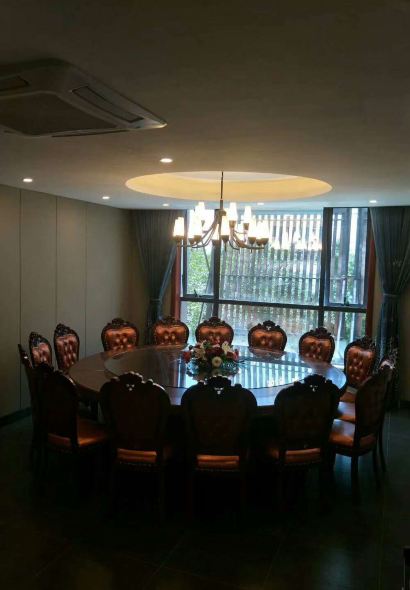 麻辣婆婆·融合餐厅(崇高路店)