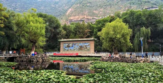 우취안산(오천산) 공원