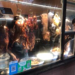冠香居·烧鹅饭店(沿江路店) User Photo