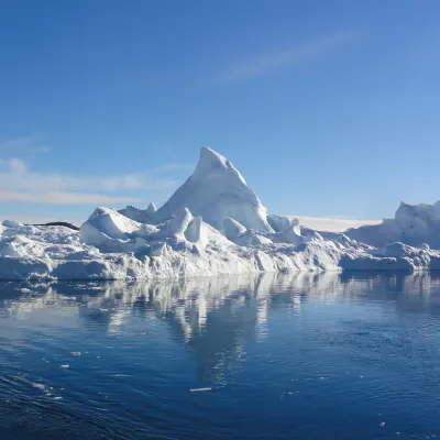 Flights from Reykjavik to Kangerlussuaq