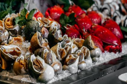 铜仁万山假日酒店·嗨碗全日餐厅