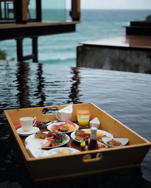 หลีกทางให้ The Naka Phuket รีวิว ที่สุดของที่พักมหัศจรรย์แห่งทะเลใต้