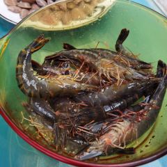 福湾渔村海鲜·糟粕醋·椰子鸡(嘉佩乐万丽店) User Photo
