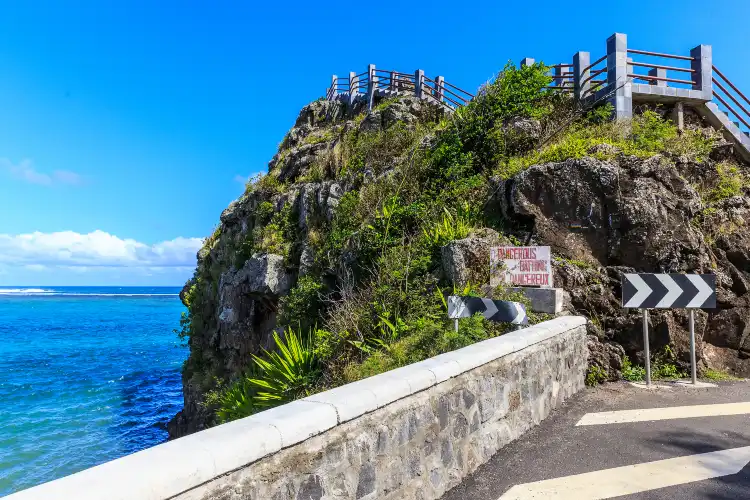 Hotels near Baie du Cap