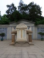 Tomb of Bethune