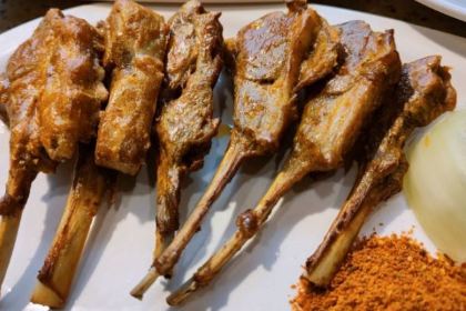 红柳枝滩羊烧烤