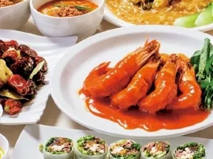 Private Chinese Summer Palace (Iwaen) Hakata Station store