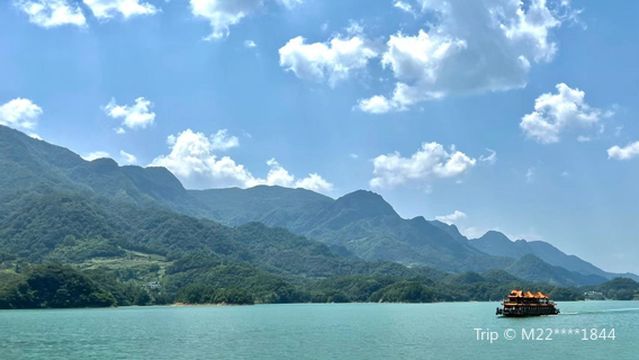 Sanxia Xiling Gallery Scenic Area