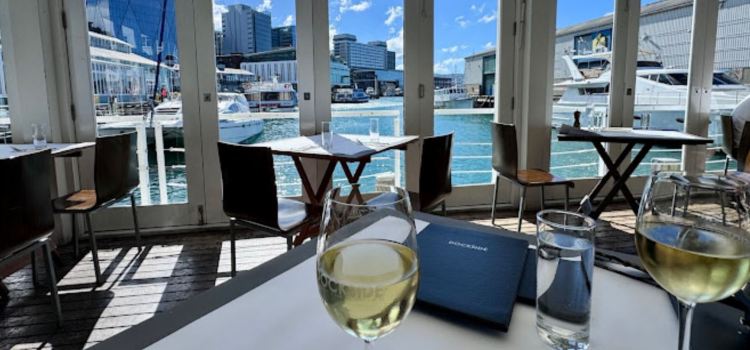 Dockside Restaurant & Bar