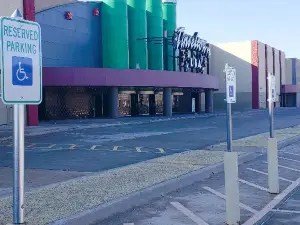 Cinemark Tinseltown Oklahoma City and XD