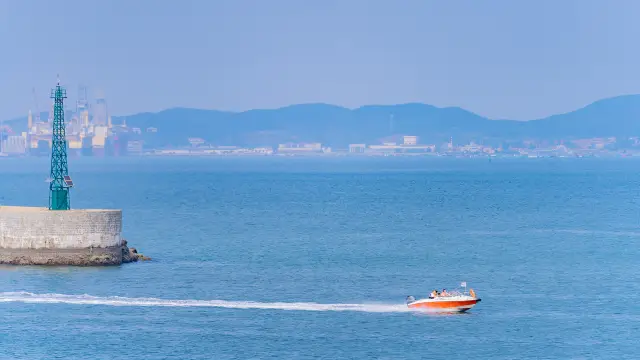 Speedboat Rides in Yantai