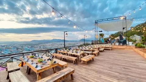 Thung Lũng Đèn Coffee - BBQ in ด่าหลัต