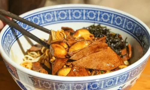 Lao Long Tang