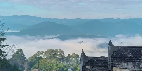 哎冷山