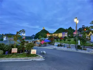Popular Night Attractions in Tongren