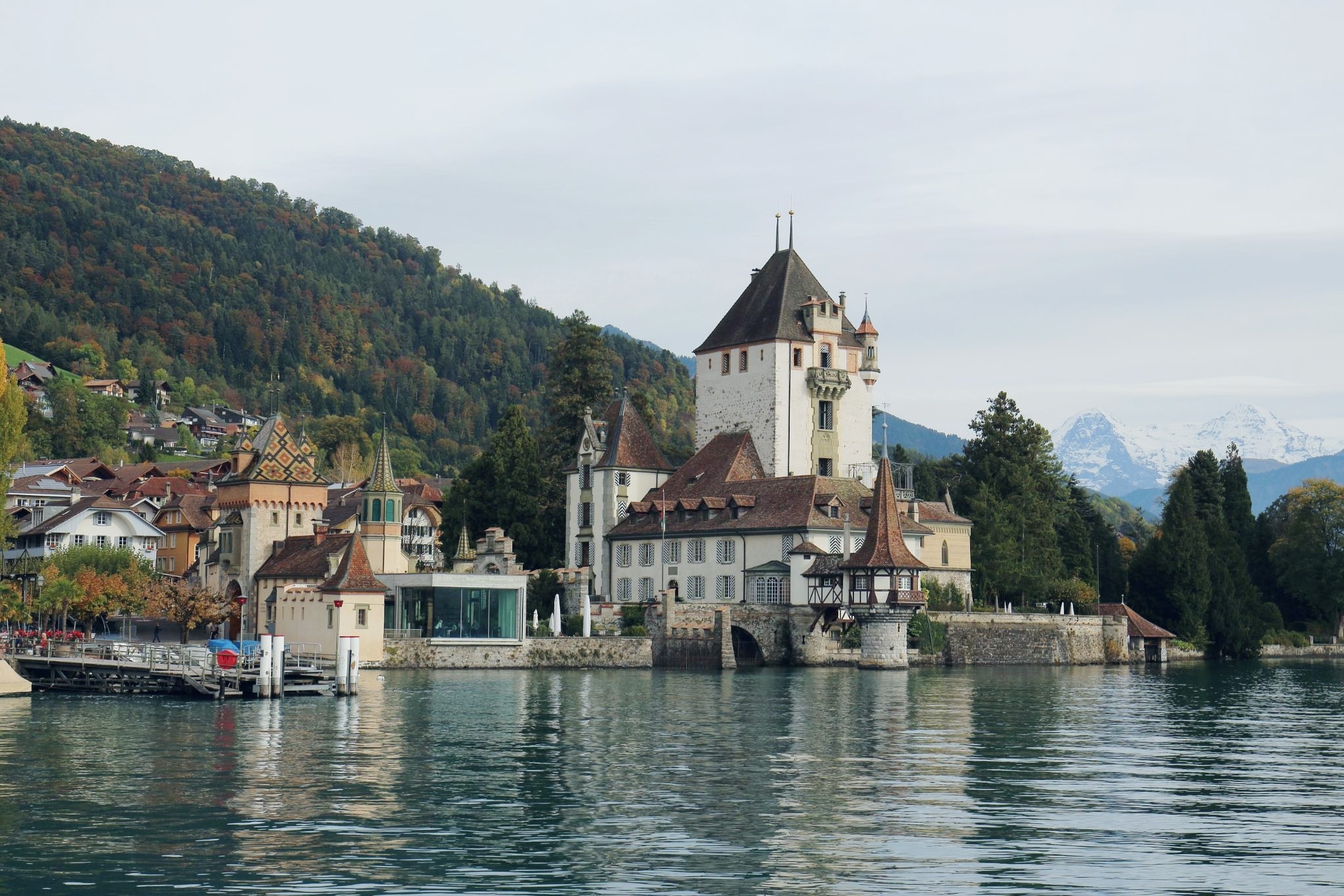 Oberhofen Castle Travel Guidebook Must Visit Attractions In Thun Oberhofen Castle Nearby Recommendation Trip Com