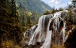 Nuorilang Waterfall