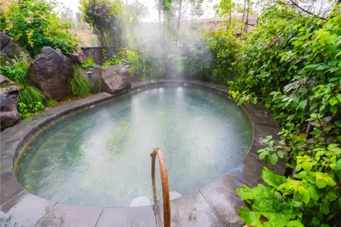 Changbai Mountain Julong Volcono Hot Spring