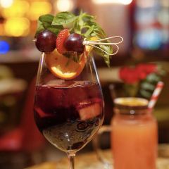 BROWNSTONE布朗石西班牙餐厅酒吧(永嘉庭店) User Photo