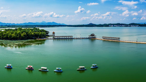 Jiuling Lake Scenic Area